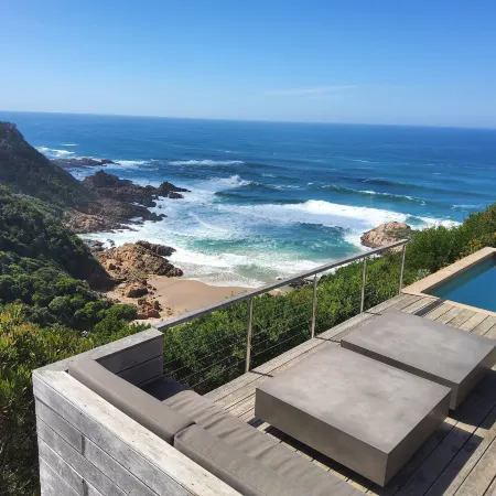 Cliffbreak-Luxury Villa on Pezula Golf Estate with Ocean Views,Knysna