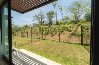 BEE Suites San José - Santa Ana - 3 stelle