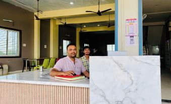 Maa Narmada Hotel & Family Restaurant