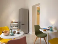 Domus Milone Hotels near Ospedale Monaldi