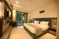 The Mudra Hotel - balcony