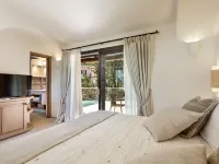Relais Villa Carola Hotels near Romazzino Beach