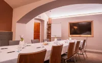Boutique Hotel Klarov - بوتيك