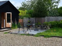 Sandhurst Farm Forge Hotels in Sittingbourne