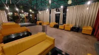 Syrus Hotel
