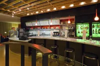 Courtyard Indianapolis Downtown - bar