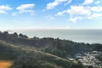 Relaxing 2-Bedroom Oasis in Pacifica - Ocean View