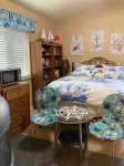 Captains Quarters PVT. Bed Bath and BBQ with a Mother Load of Charm