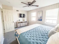 Family home~4 Bedroom~ WATER Front ~next 2 Beach & Bay~ Pet Friendly