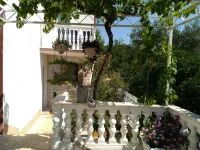 New and Completely Renovated Apartment 5-1 Hotel a Vinisce