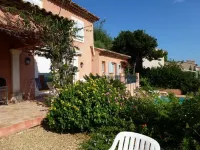 Air-conditioned villa with heated pool, breathtaking sea view on the Levant Island