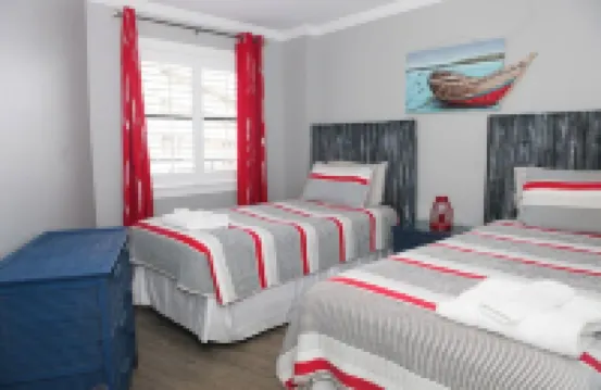 4bedroom beach front, breathtaking, spacious, updated