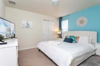 Luxurious 6BR Home with Pool, BBQ & Game Room – Ideal for Family Getaways!