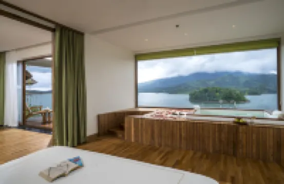 Mountain Shadows Resorts
