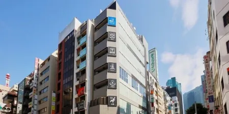 Rembrandt Cabin & Spa Shimbashi - Caters to Men
