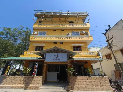 Villa Vue Mer Hotels in Periyamudaliyar Chavadi