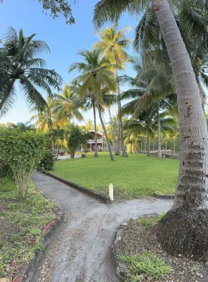 Paradise Bay Hotels in 