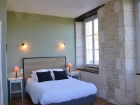 Domaine Ferme Sainte Anne Hotels in Langres