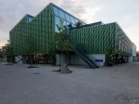 Limehome Eindhoven Gashouder Hôtels à proximité de : Musée DAF