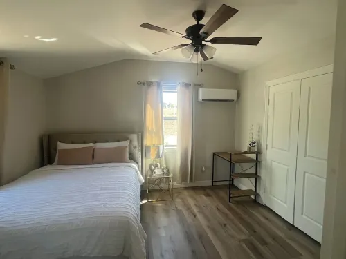 Home away from Home- Near Tyler Airport