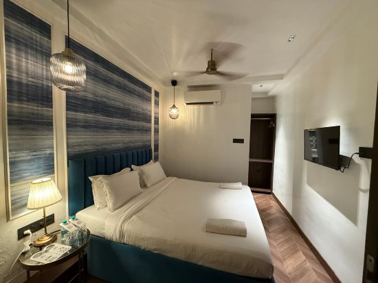 Hotel Sea Grand, Colaba