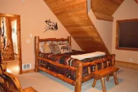 Handcrafted Log Cabin On Island Park Reservoir With Beautiful Views & Hot Tub!