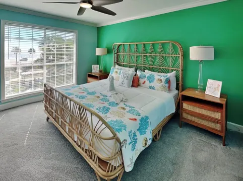 Dawn 832-Beach and Pool View - Condos