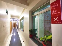 克里希納公寓普里飯店