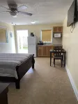 Private One Bedroom Cottage- Bonefish Creek