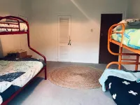 Fully fenced family and pet friendly iconic kiwi bach awaits Hotels in Foxton Beach