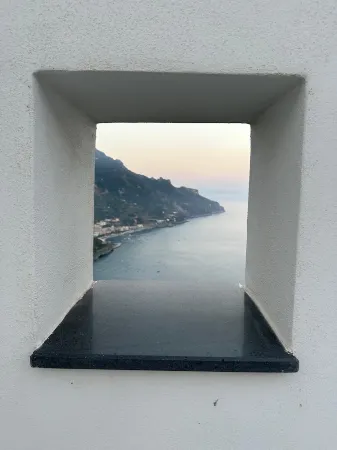 Chez Elena with shared terrace overlooking the sea Ravello Отели рядом с достопримечательностью «Равелло»