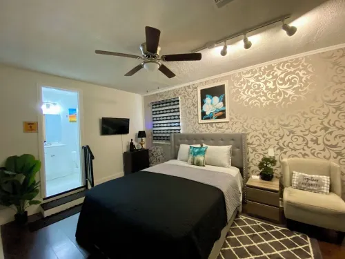 Magnolia Suite Vacation Home -Private Entry, Old Canton N. Jackson