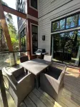RAINFOREST GETAWAY - Directly on Spring Cove!