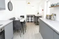 Ocho Homes by Eight Continents