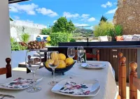 Beautiful country villa with private pool - oasis of calm near Lisbon