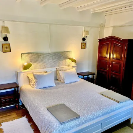 Integrated apartment numa casa do séc. XVI no Historic center of Estremoz.