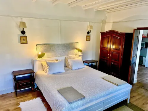 Integrated apartment numa casa do séc. XVI no Historic center of Estremoz. Hotels in Estremoz