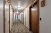 REMODELED 2 BED CONDO
