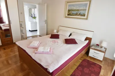 Apartment Umag-Savudrija, Nena1 near the beach terrace Wi-Fi, garden