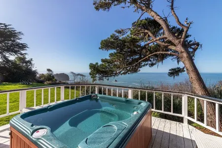 Terrific studio with WiFi in charming Trinidad