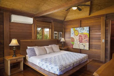 Stunning Beach House with ocean views and 5 minute walk to private beach! Hotels in 