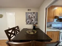 warm and sweet apartment Hotels in Menlo Park