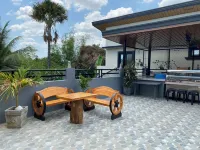 Spacious House/Villa  near Hundred Island wharf Alaminos City, Pangasinan, Phil.