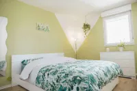 Charming Green apartment 20 min from Toulouse Hotels in Colomiers