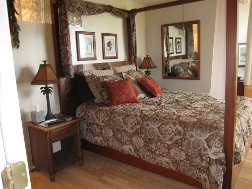 Hidden Gem! 1 Bed/Bath Ocean/Beachfront - Exceptional Condo in Kihei