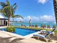 Create Unforgettable Memories in Your Beachfront Escape with Stunning Views!