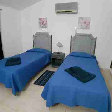 Villa Maça-huge villa perfect for families in 3acre farm near Quinta do Lago Rooms