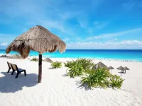 Luxury 3 BR Condo in top location near Las Perlas Beach