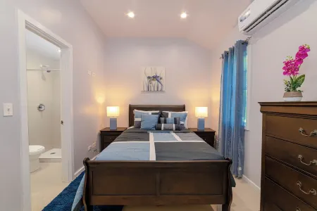 Modern, stylish, peaceful apartment with a great view!