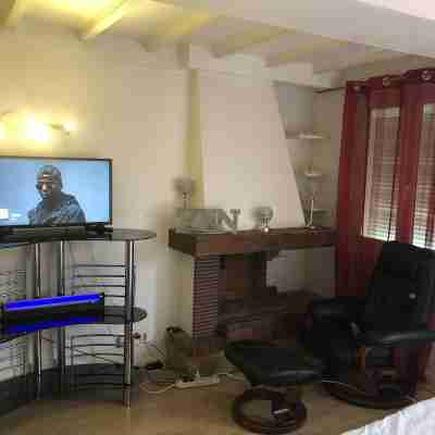 x1f47b;Suite-deluxe, F2 SPA sur beauvais Others